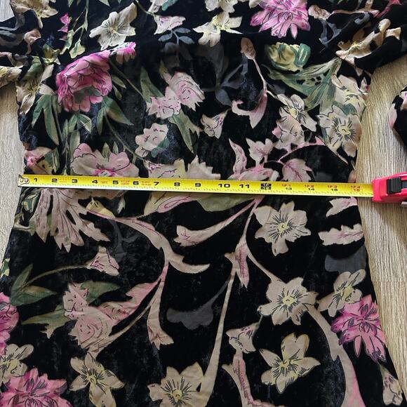 Black Velvet Floral Velvet Burnout Shift Dress Sz 4 Whimsy Goth,Dark Romantic - Picture 13 of 14